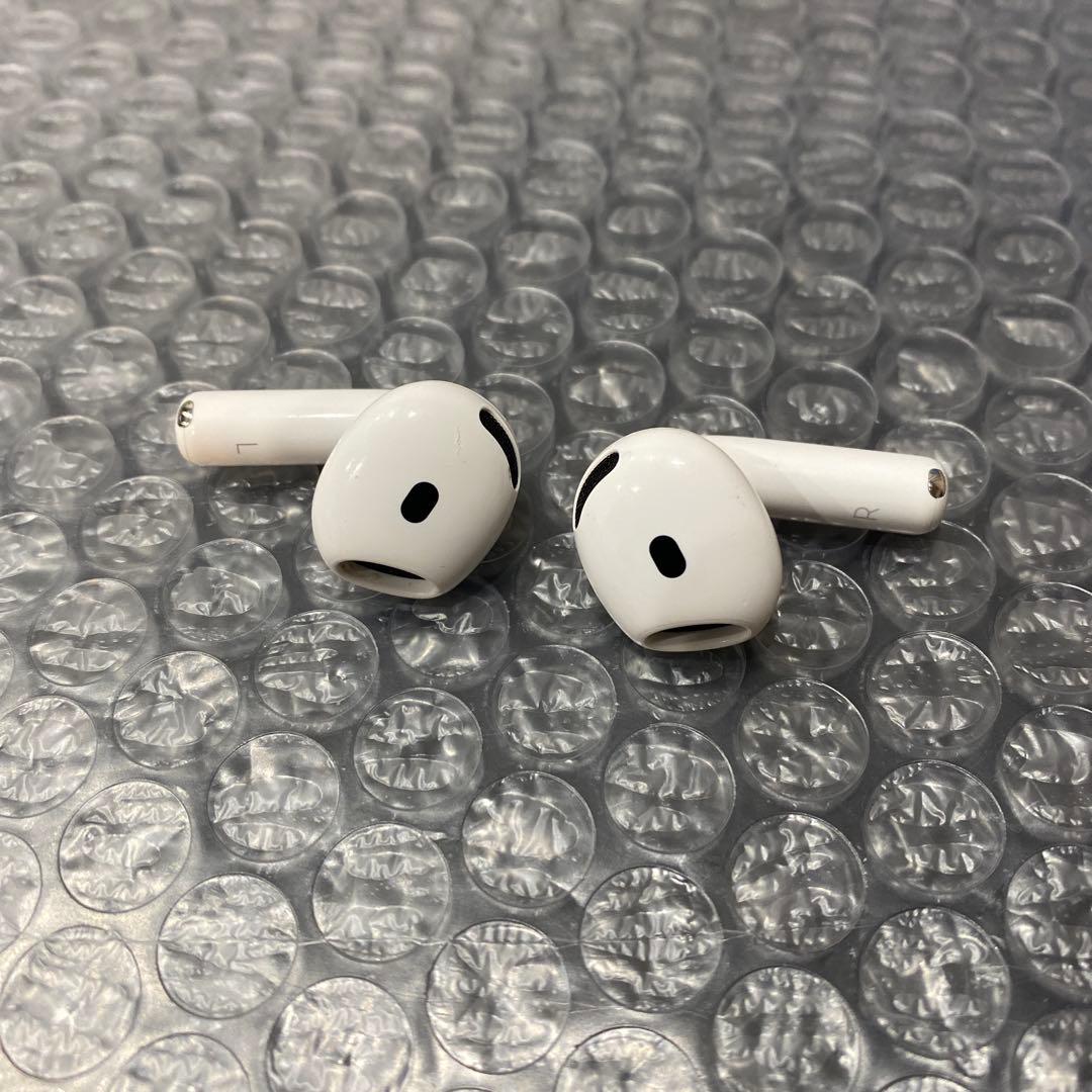 イヤホン AirPods4