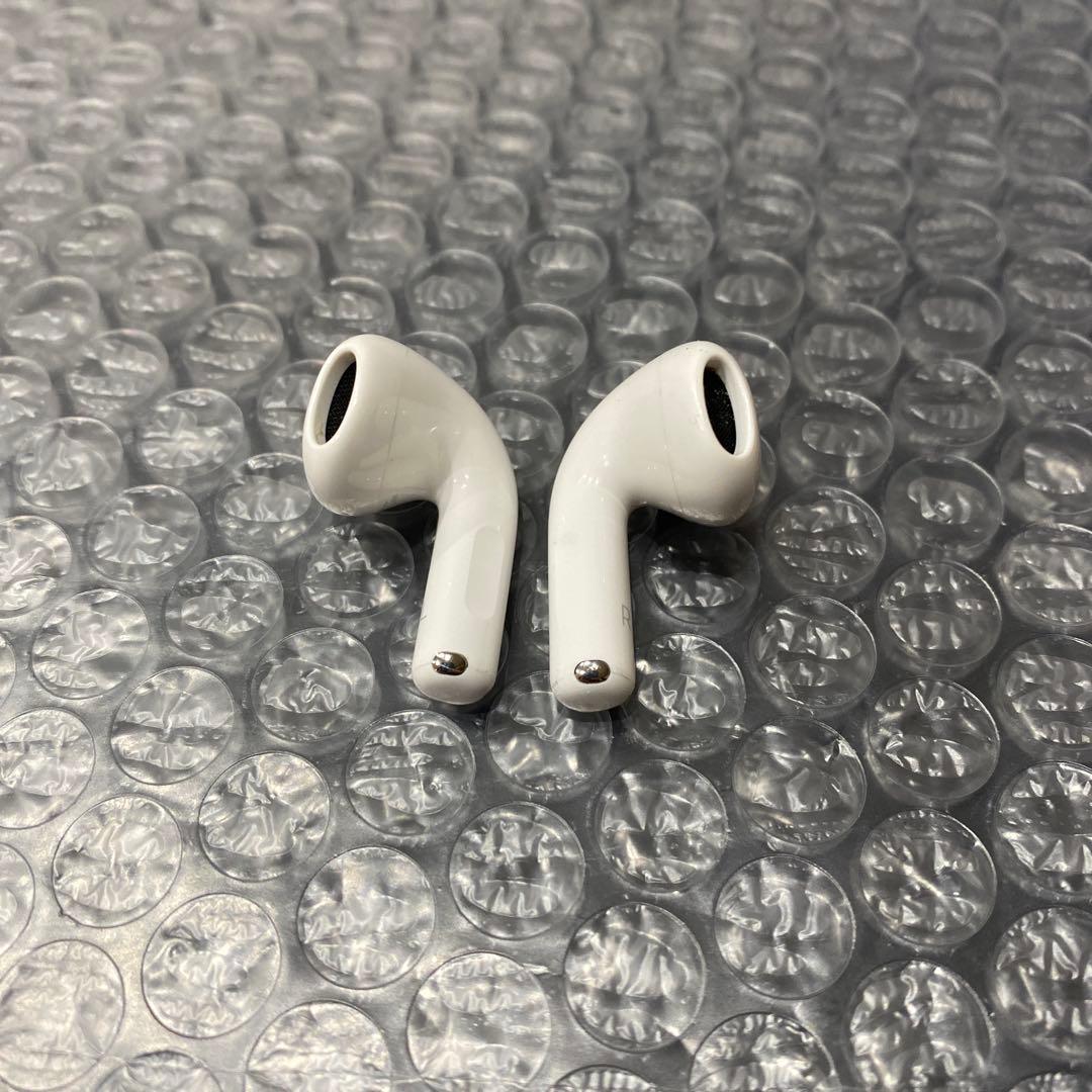 イヤホン AirPods4