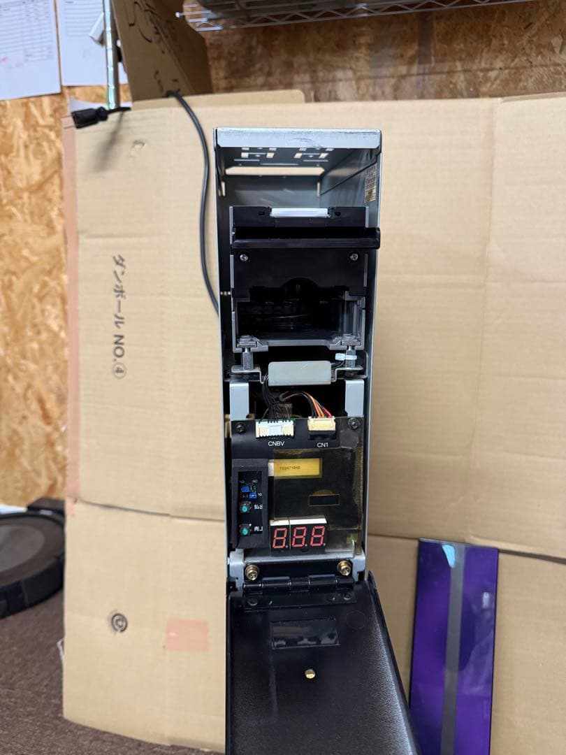 nynさま専用　令和6年新紙幣対応サンド型両替機　千円札→100円硬貨×10枚