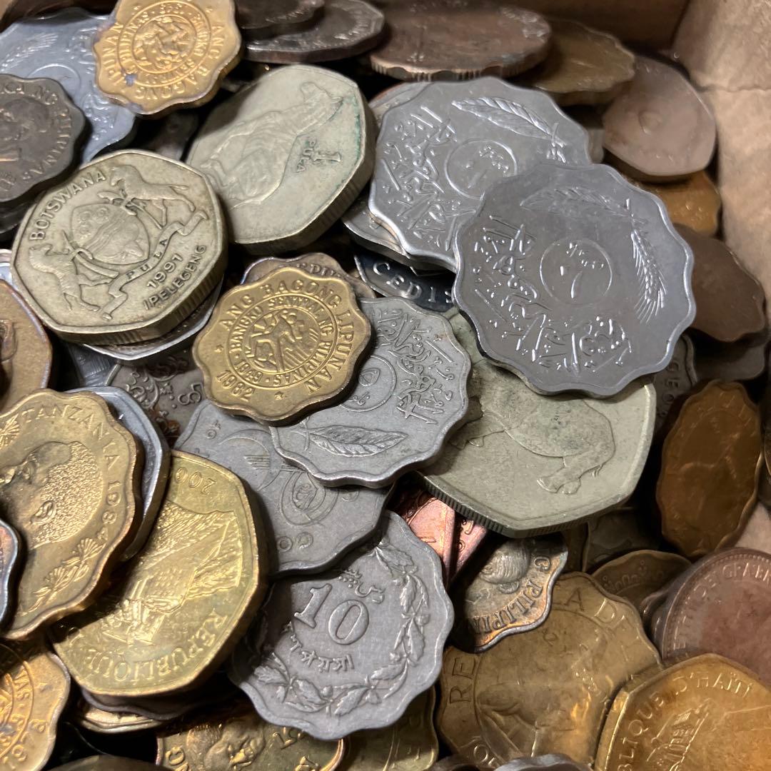 波型　角形　硬貨　古銭　　1279g 1.2kgまとめ売り