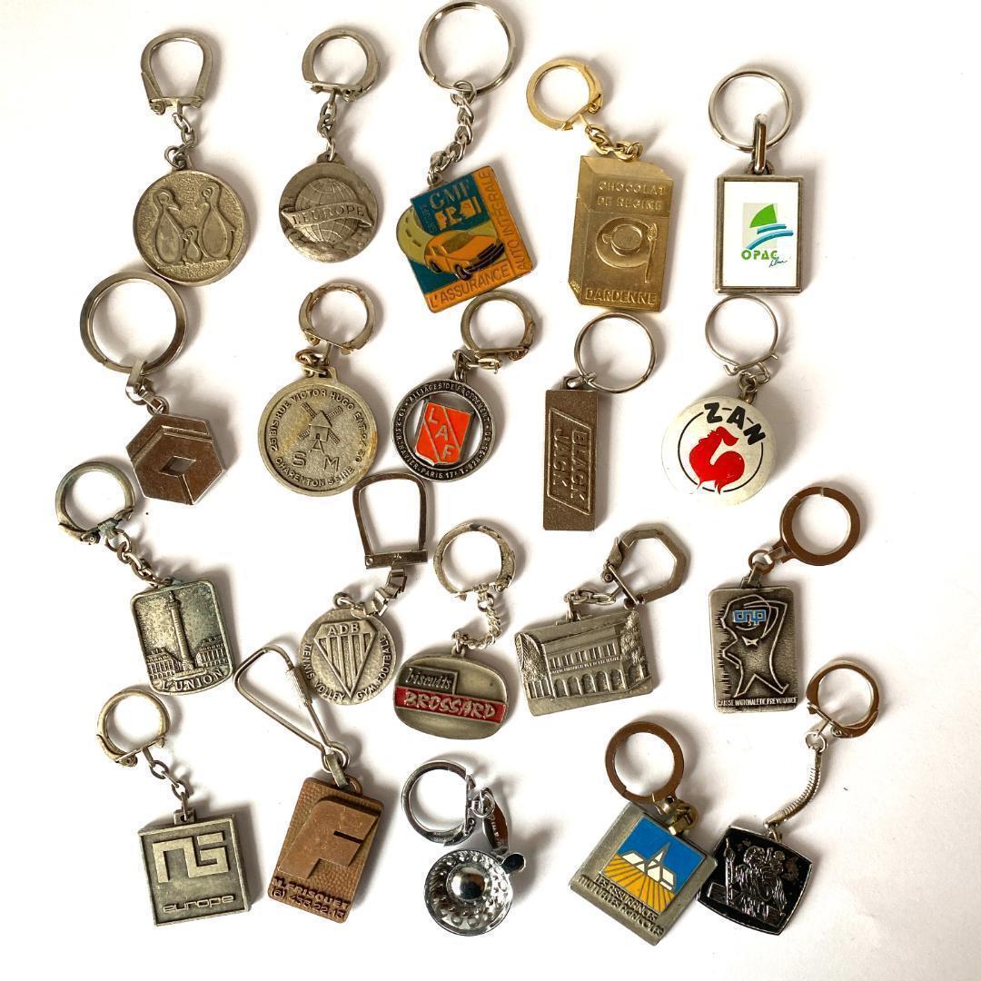 100個！フランス ヴィンテージ キーホルダー 金属製 メタル まとめ D10