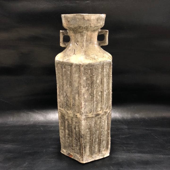 究極の古美術◼️蔵から凄い雰囲気のある縦長の壺、壷、花瓶が出て来ました。茶道具