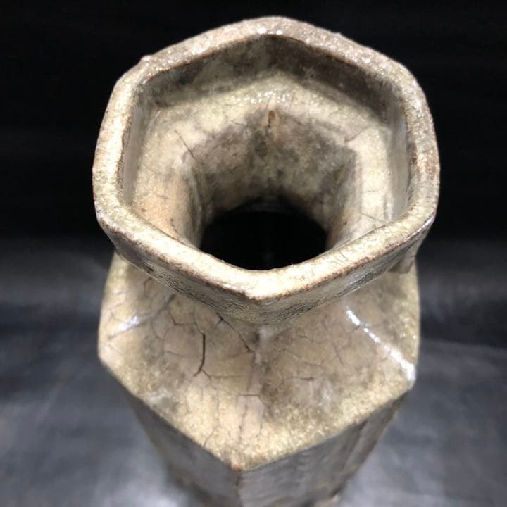 究極の古美術◼️蔵から凄い雰囲気のある縦長の壺、壷、花瓶が出て来ました。茶道具