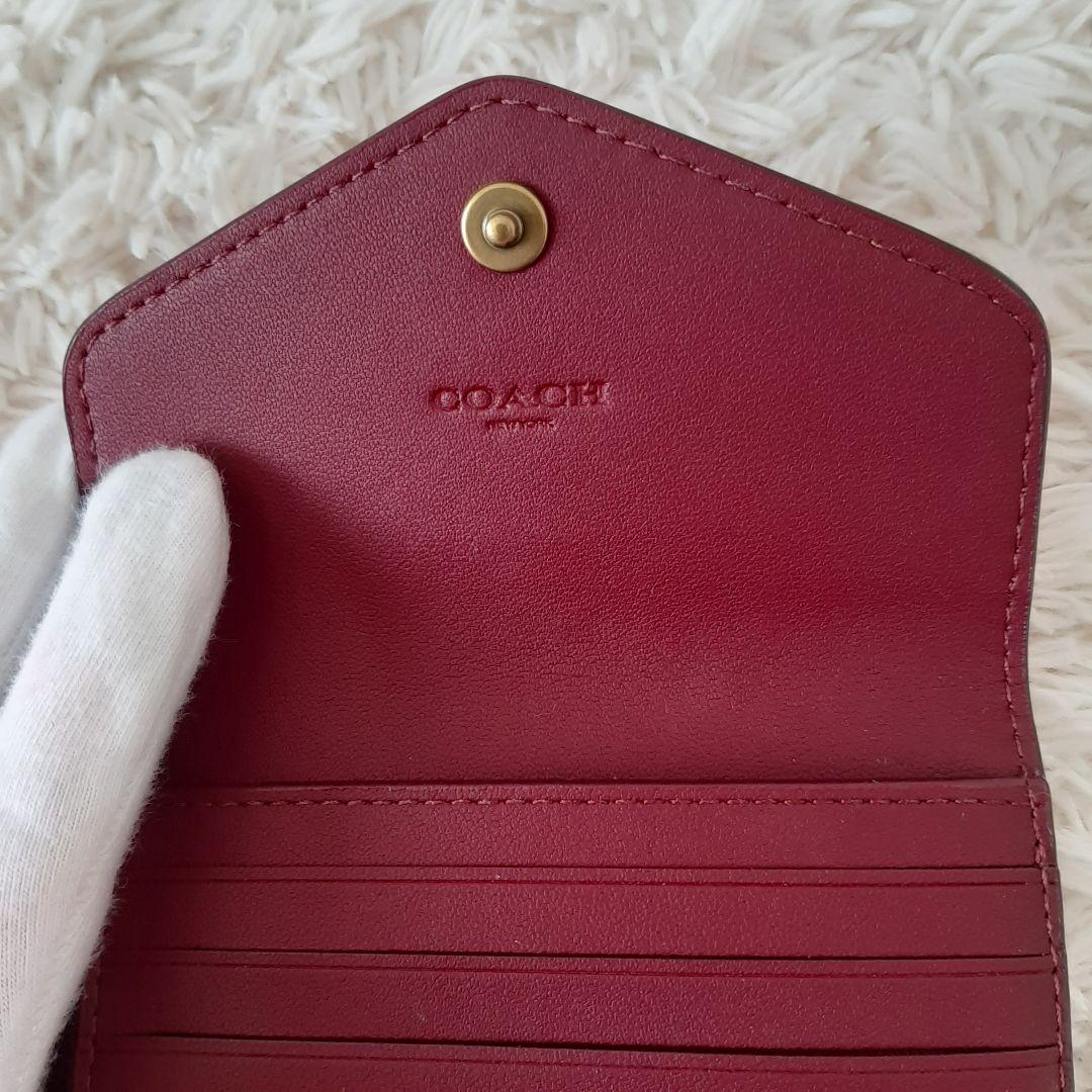 未使用品　COACH　コーチ　三つ折り財布　シグネチャー　ブラウン　C2329