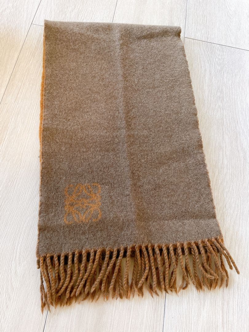 ロエベ マフラー　キャメル　ブラウン