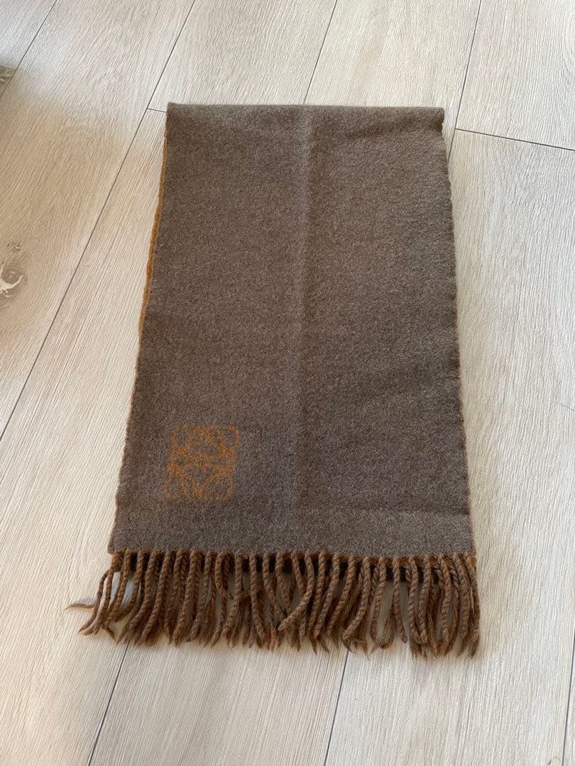 ロエベ マフラー　キャメル　ブラウン