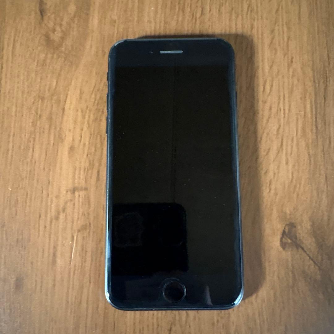 Apple iPhone SE　第2世代　ブラック