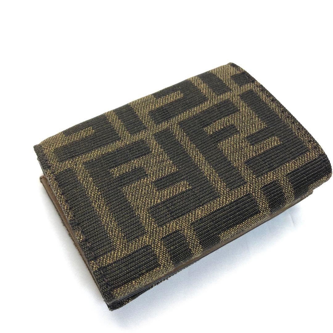 【Ris✨】　フェンディ FENDI 三つ折り財布 小銭入付き FF