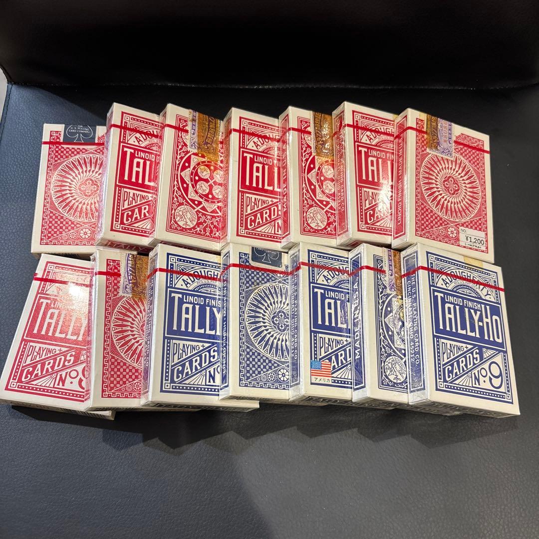 d*3様 トランプ　マジック　手品　TALLY-HO 14個