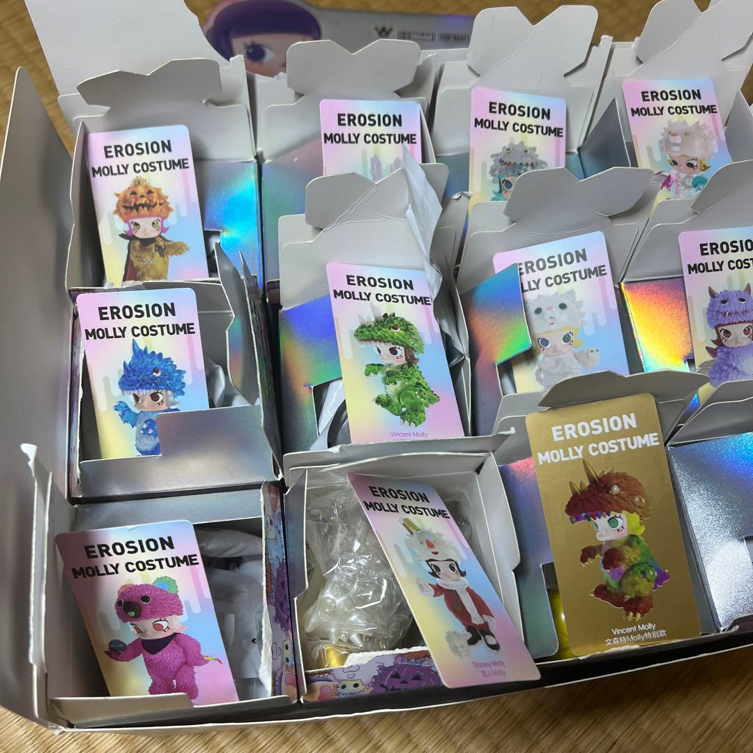 MOLLY × INSTINCTOY モリー インスティンクトイ