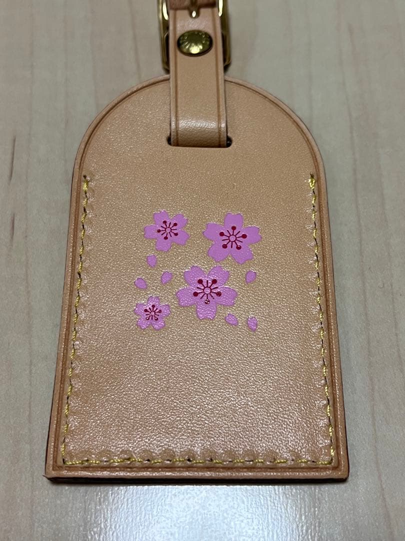 louisvuitton☆限定さくら柄スタンプ入りレザータグヌメ革未使用品