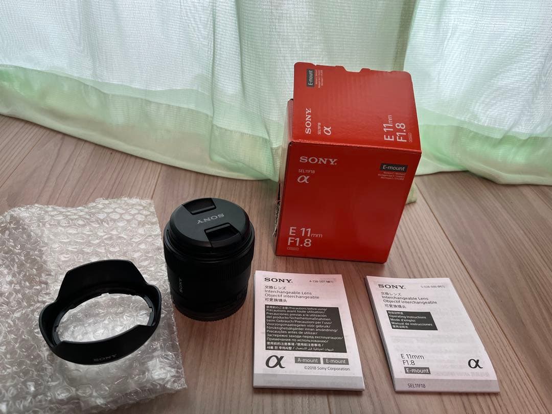 SONY E 11mm F1.8 レンズ 本体