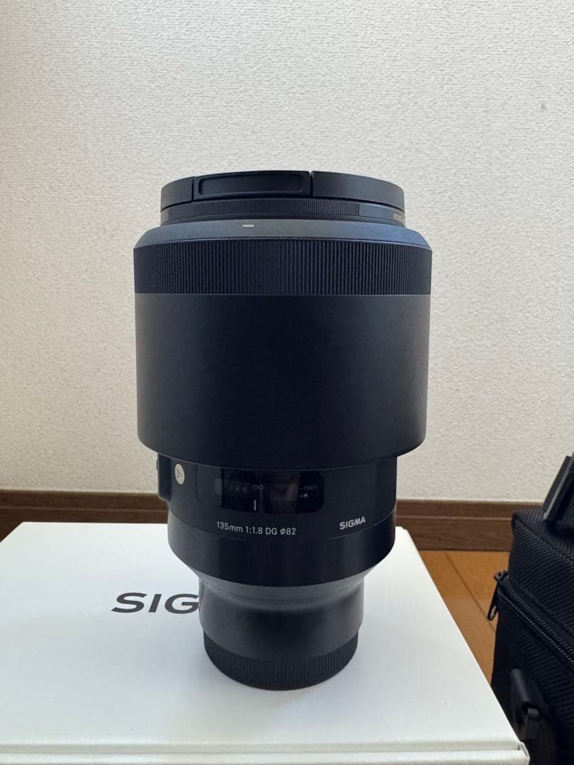 SIGMA 135mm F1.8 DG HSM ARTレンズ　 SONY-E