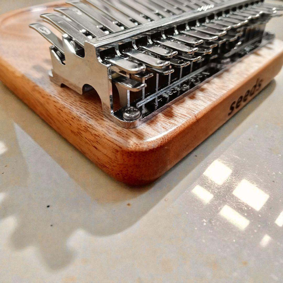 Seedsクロマチックカリンバ４１キー