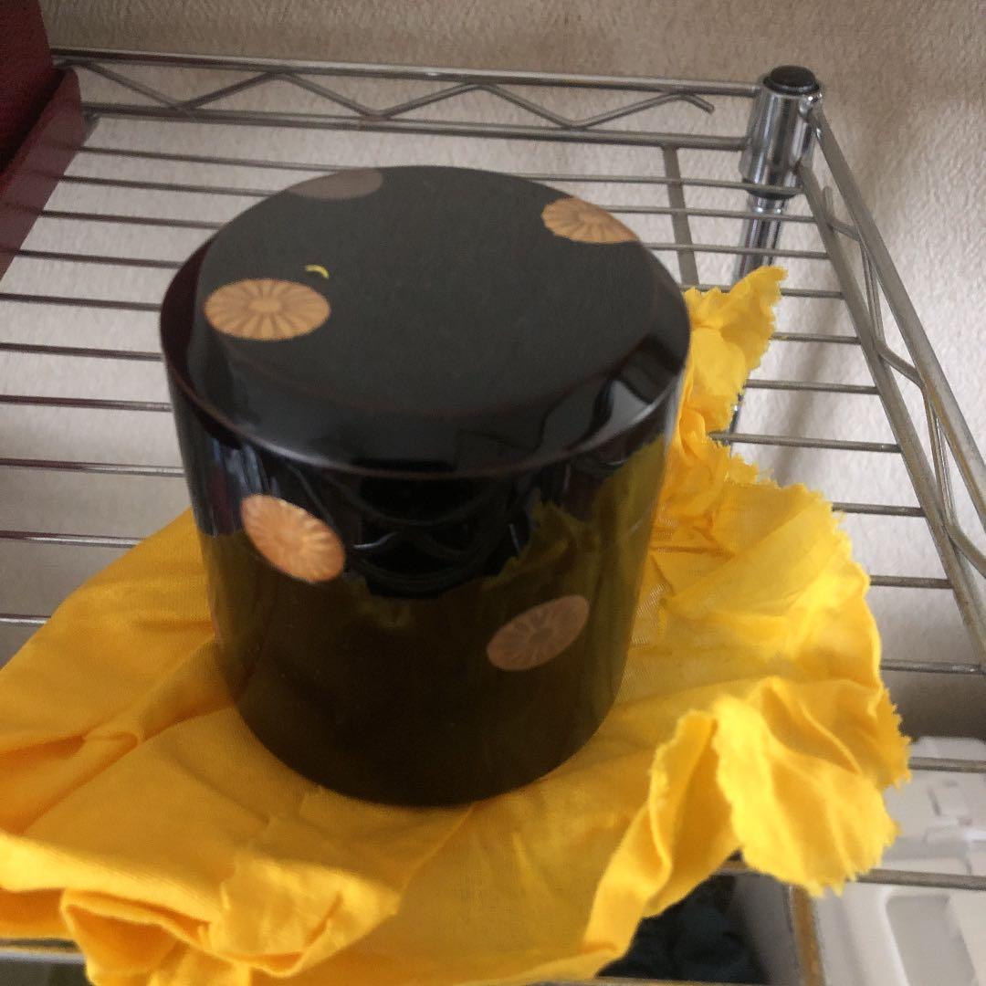 粒菊蒔絵 雪吹雪