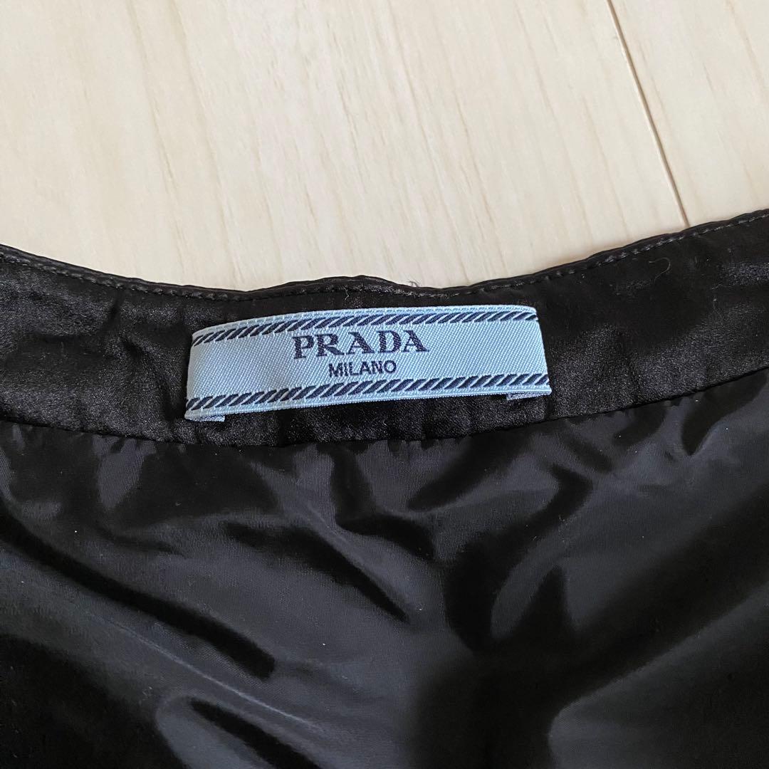 PRADA 黒 フレアスカート ひざ丈 38