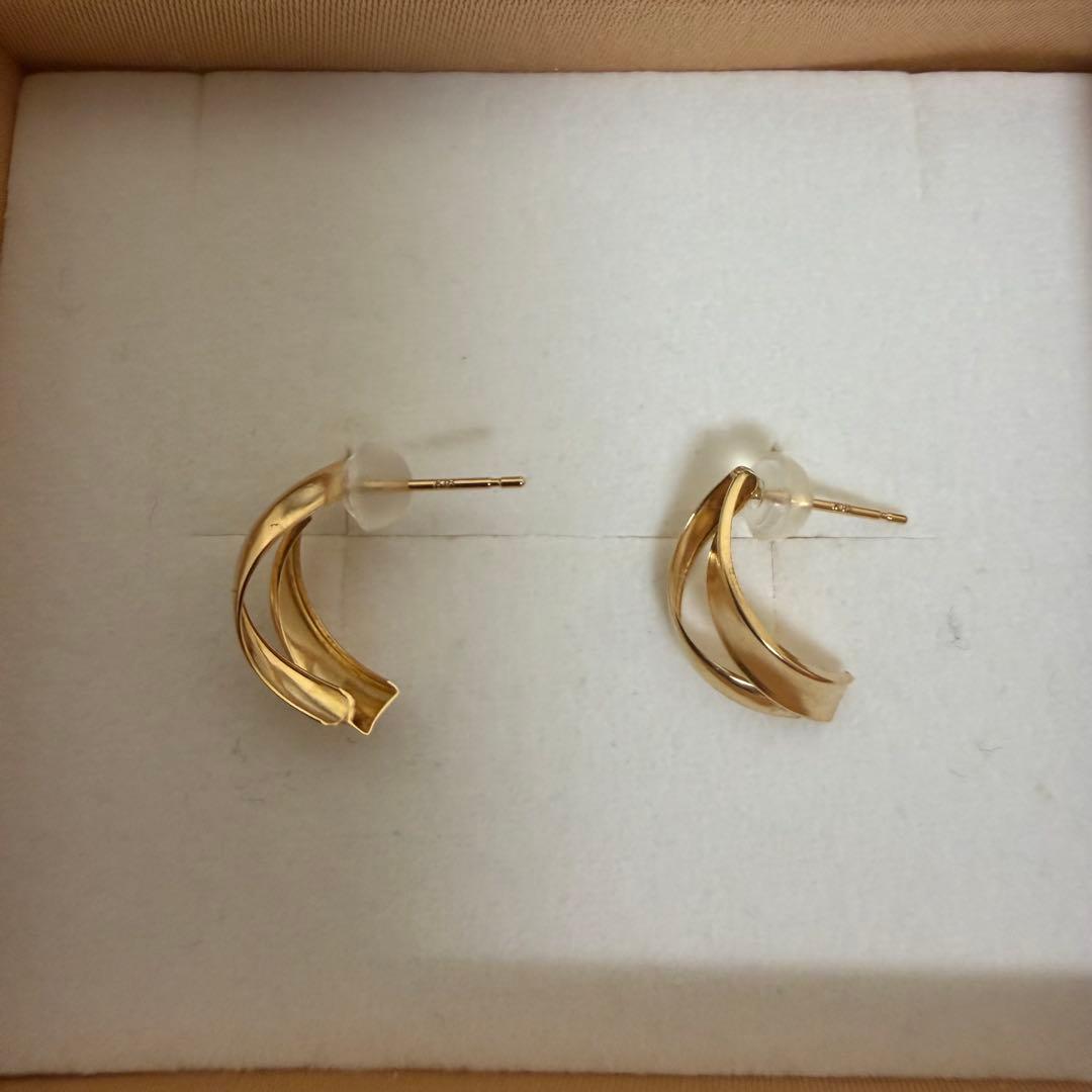 【新品未使用】K18 デザイン ピアス ゴールド VERITE