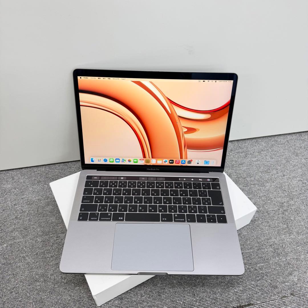 MacBook Pro 2019 13インチ 8GB / 256Gスペースグレイ