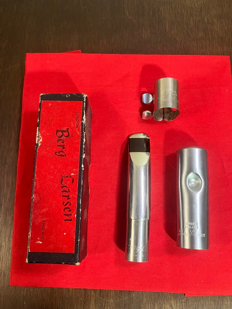 Berg Larsen メタルマウスピース 100/1M オフセット　リガチャー