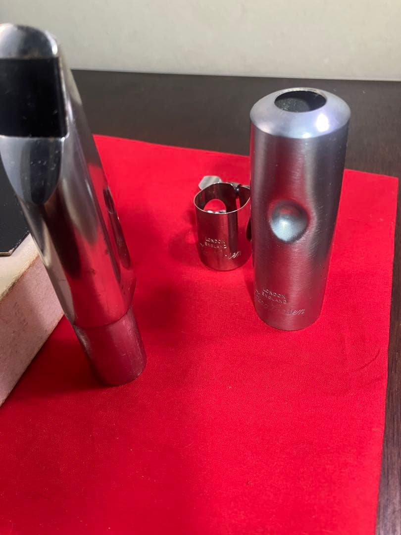 Berg Larsen メタルマウスピース 100/1M オフセット　リガチャー