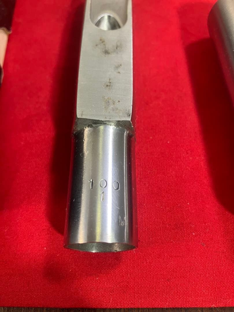 Berg Larsen メタルマウスピース 100/1M オフセット　リガチャー