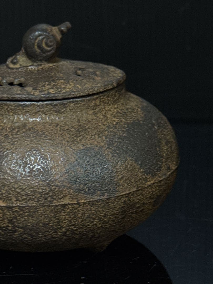 希少 古鉄 高橋萬治 造 在款 透蓋 丸型 香炉 桐共箱付 茶道具 南部