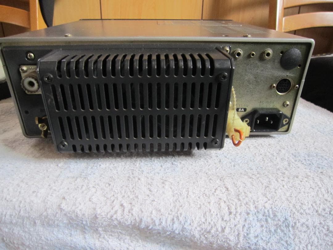 現状品　KENWOOD　TS-811D　430MHｚ　オールモード　25W機