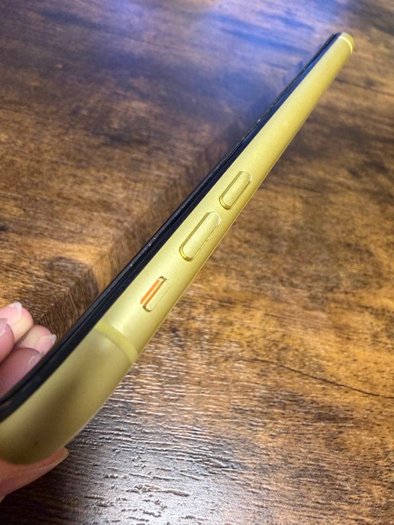 iPhone11 128GB イエロー