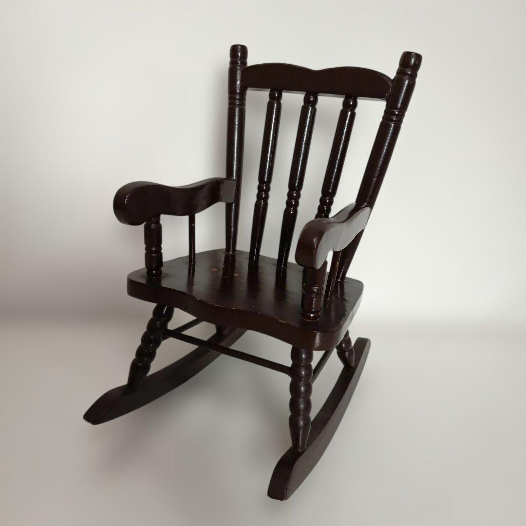 ミニチュア木製ロッキングチェア　フランス人形　日本人形　ダークブラウン 飾り椅子