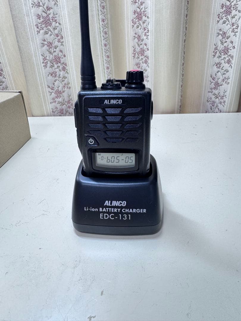 ALINCO DJP240L トランシーバー 充電器付き