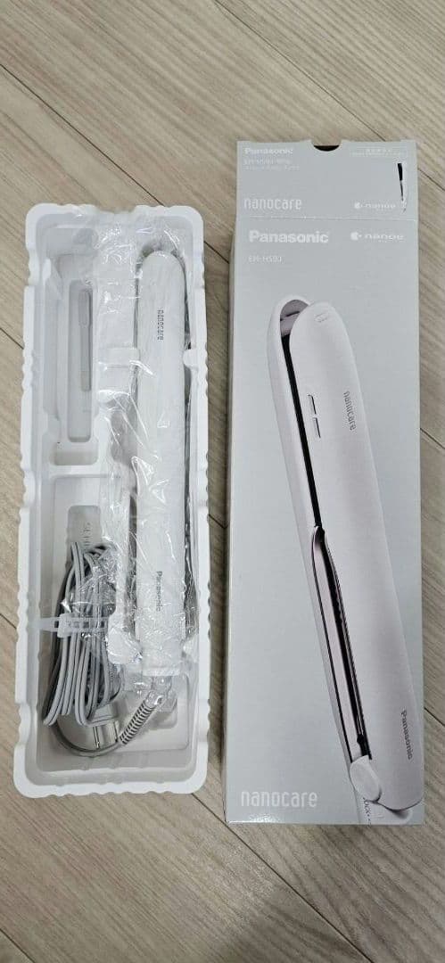 【極美品】Panasonicナノケアストレートヘアアイロン EH-HS9J