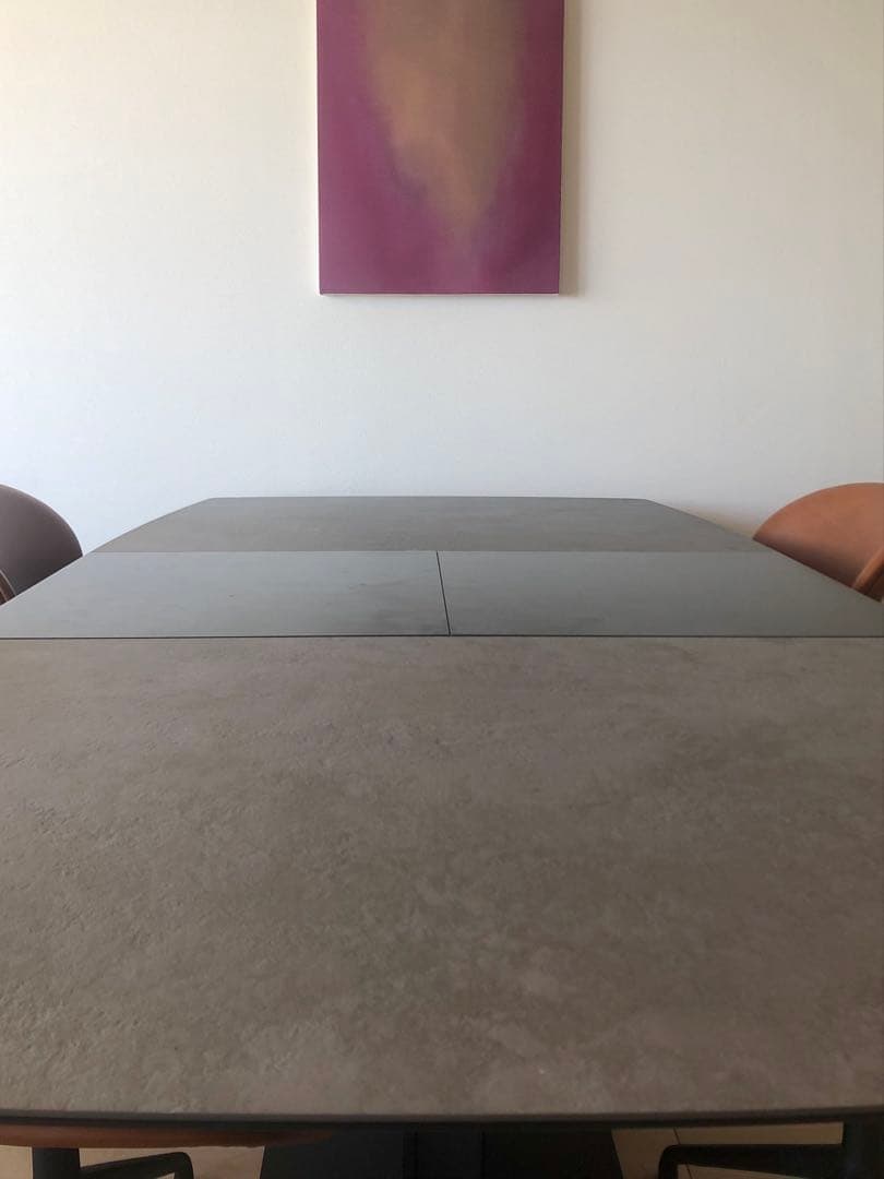 【空】BoConcept ダイニングテーブル Mirano セラミック