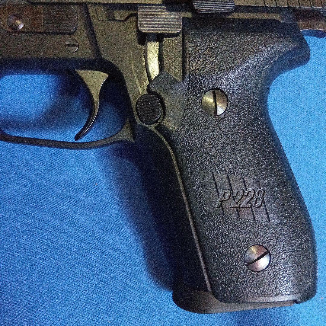 タナカワークス SIG SAUER P228　シグザウエル ブローバック BB