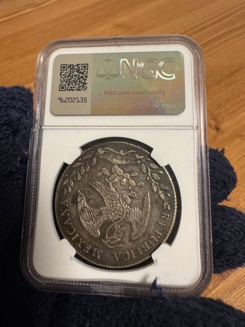 ★本物保証　メキシコ　自由の帽子　8レアル　銀貨　凖未使用　NGC