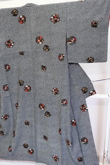 ★専用★未使用品 小紋 総絞り 黒 吉祥文様 身丈161.5cm 裄丈65cm