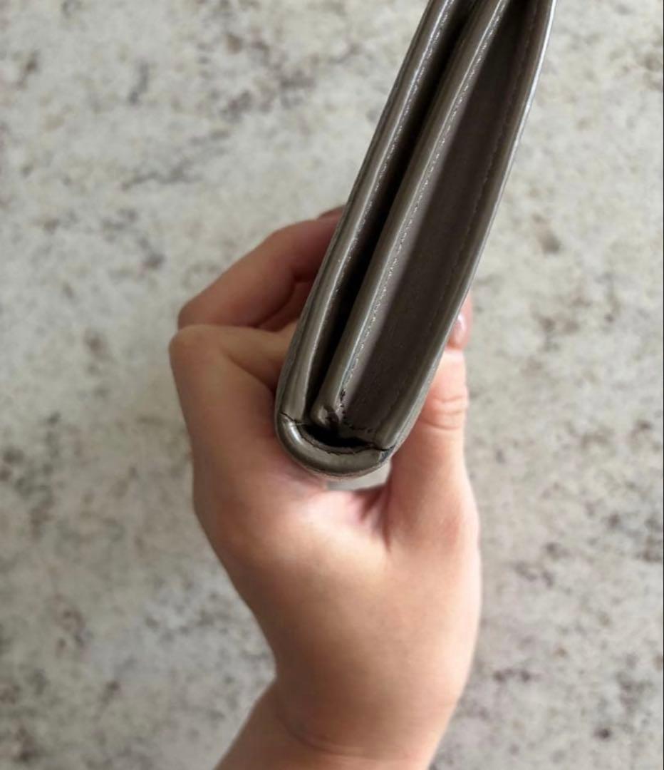 最終お値下げ。CELINE グレー 二つ折り財布