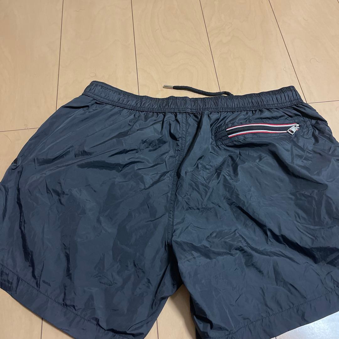 Moncler ブラック水着 ジッパーポケット付き