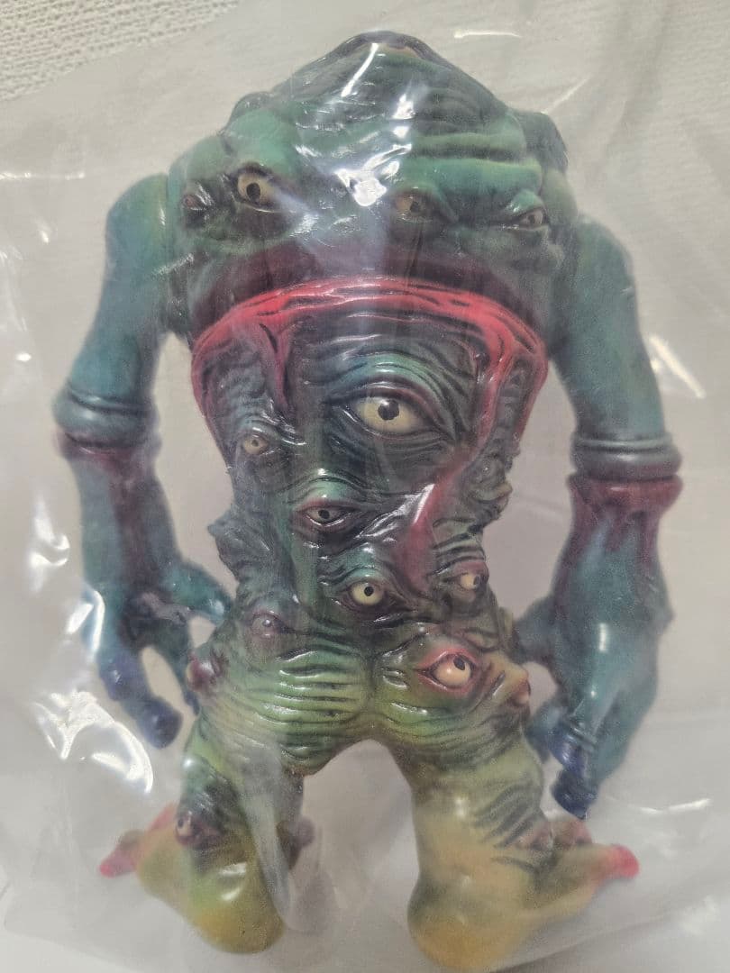 シカルナ工房 宇宙怪獣　メギーラ　レアカラー