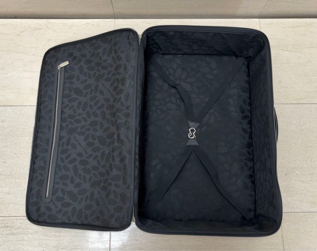 MASERATI正規 スーツケース　ポルトローナフラウ製