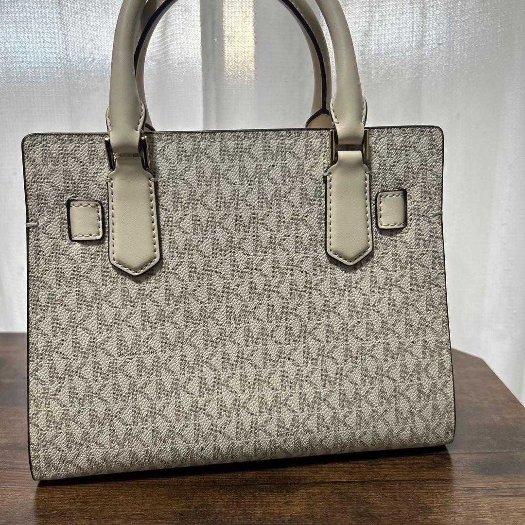 MICHAEL KORS ホワイト グレー ハンドバッグ