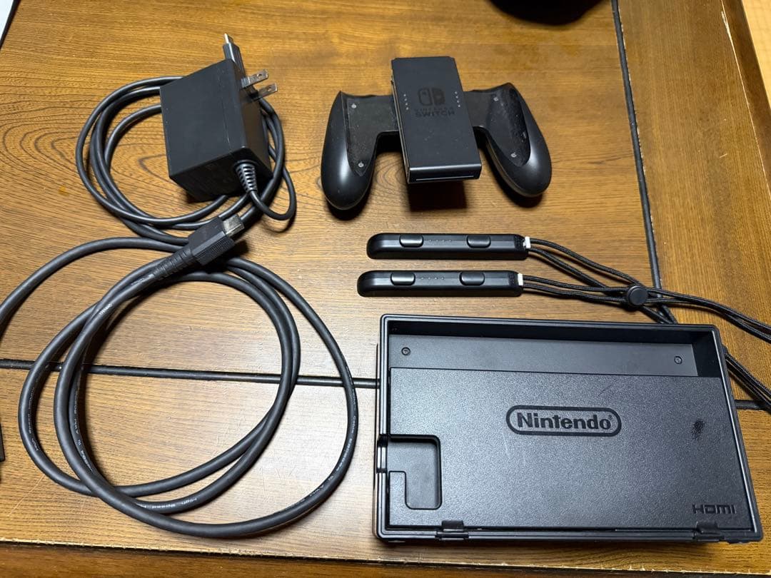 NintendoSwitch 本体 ネオンブルー/ネオンレッド　ジョイコン動作悪