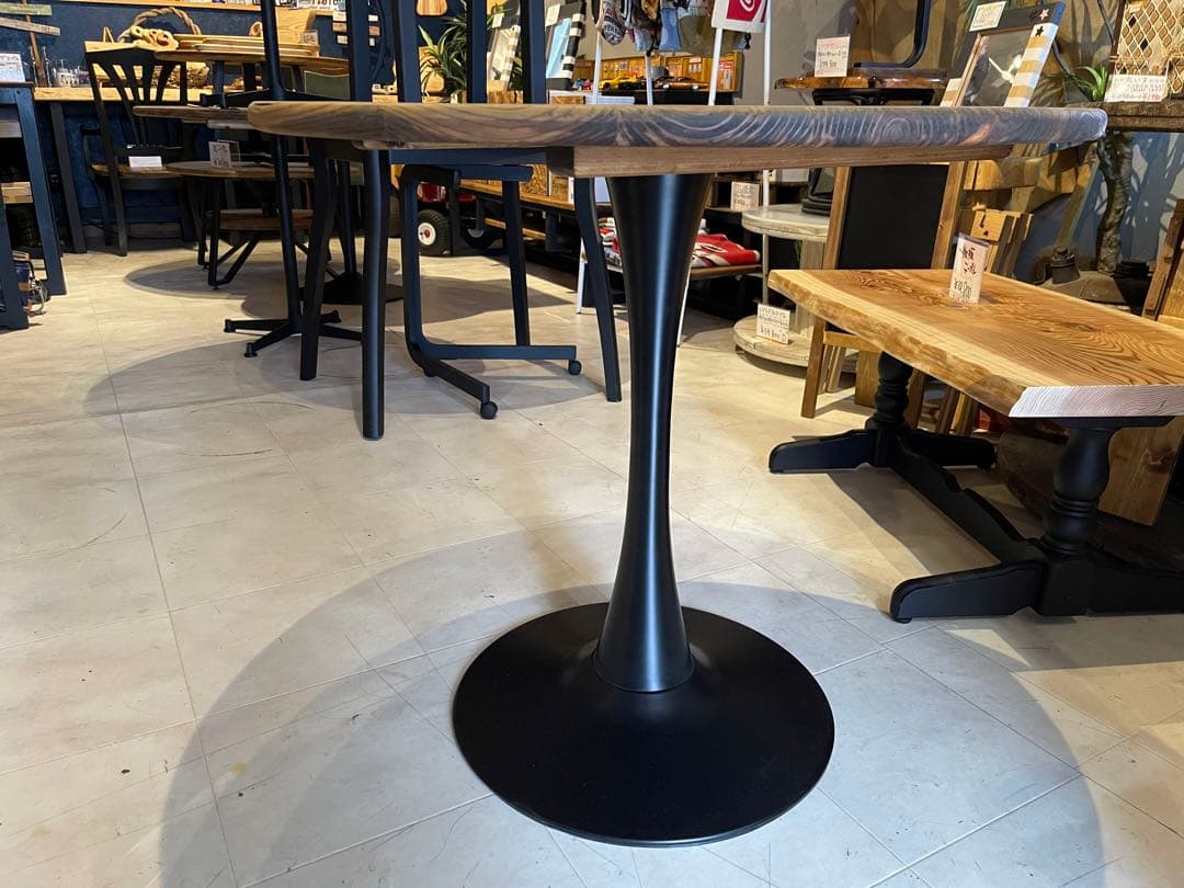 円形木製テーブル　テーブル　リビングテーブル　ダークウォールナット　丸型　円卓