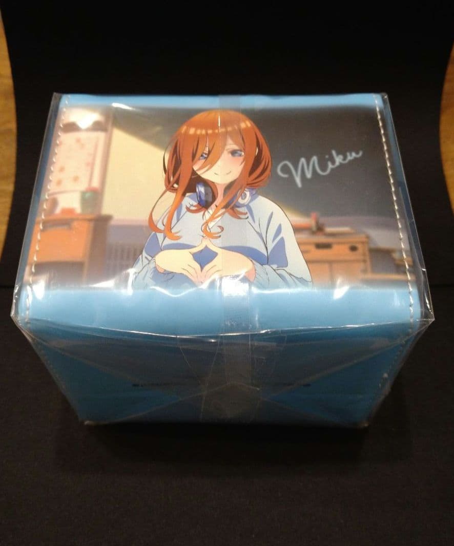 五等分の花嫁　中野三玖　水着　合皮　カードケース　匿名配送　新品未使用　ケース