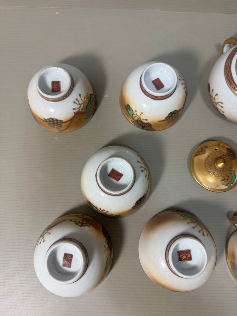 2172 九谷焼　金彩　茶器セット　急須1客　湯冷し1客　湯呑5客　時代物