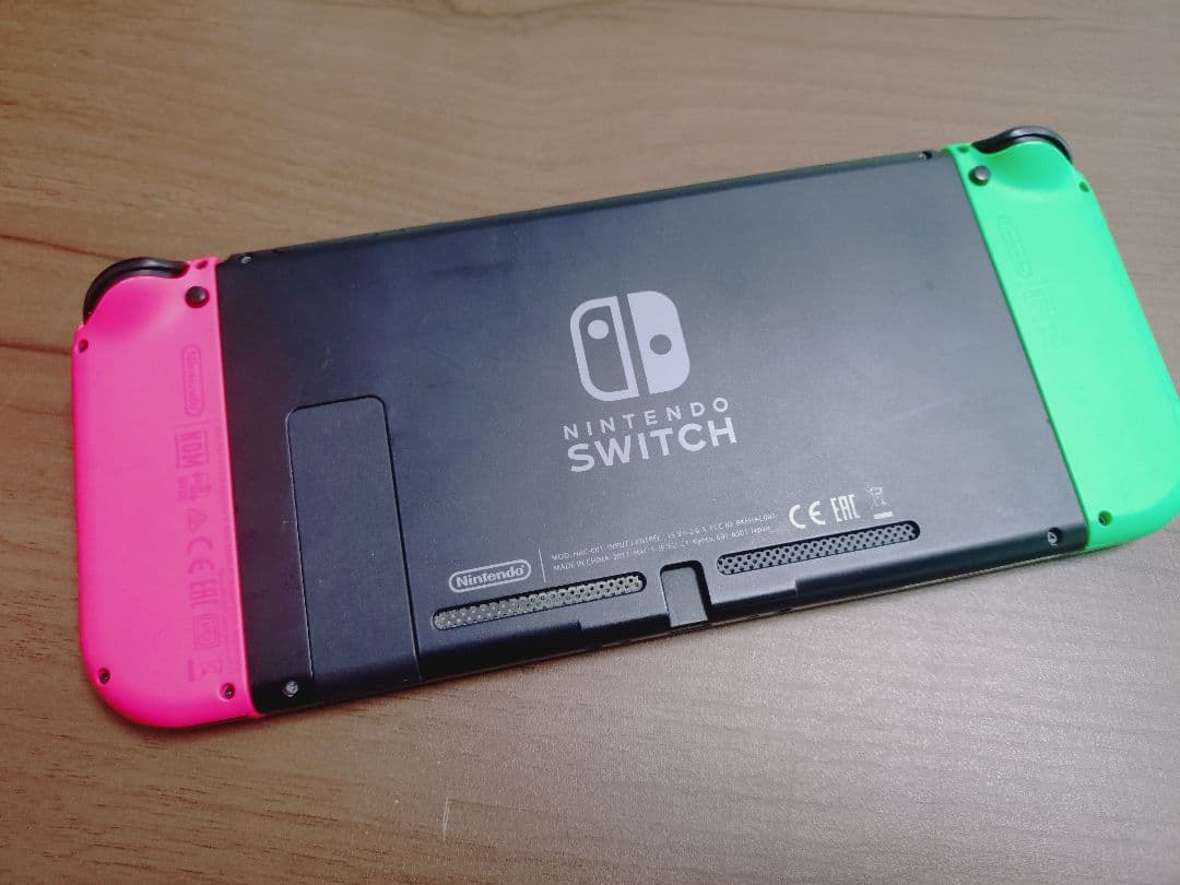 Nintendo Switch スプラトゥーンカラー SDカード付き