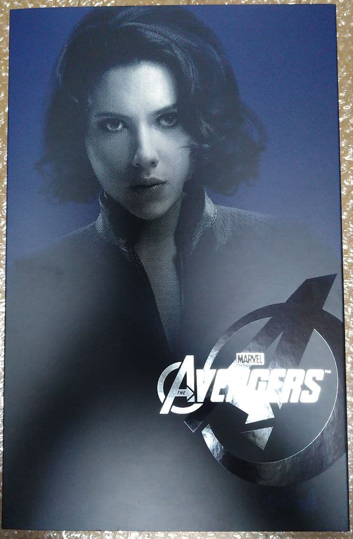 【開封品】hottoys ブラックウィドウ アベンジャーズ　ホットトイズ