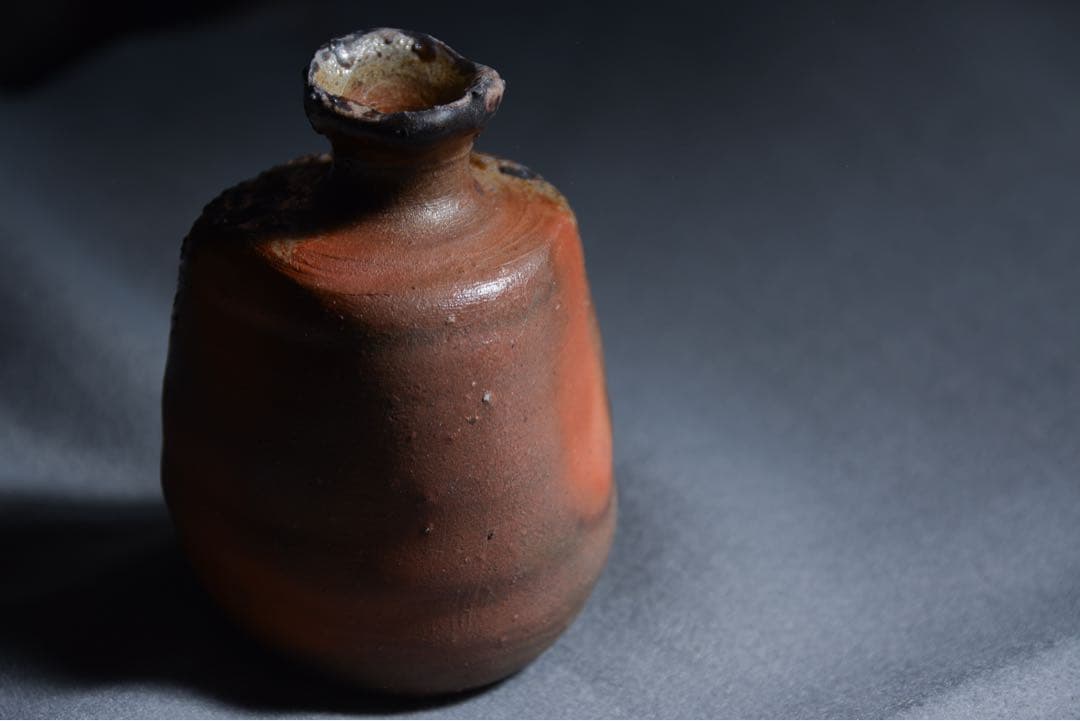 【中村和樹】備前 窯変 三角徳利