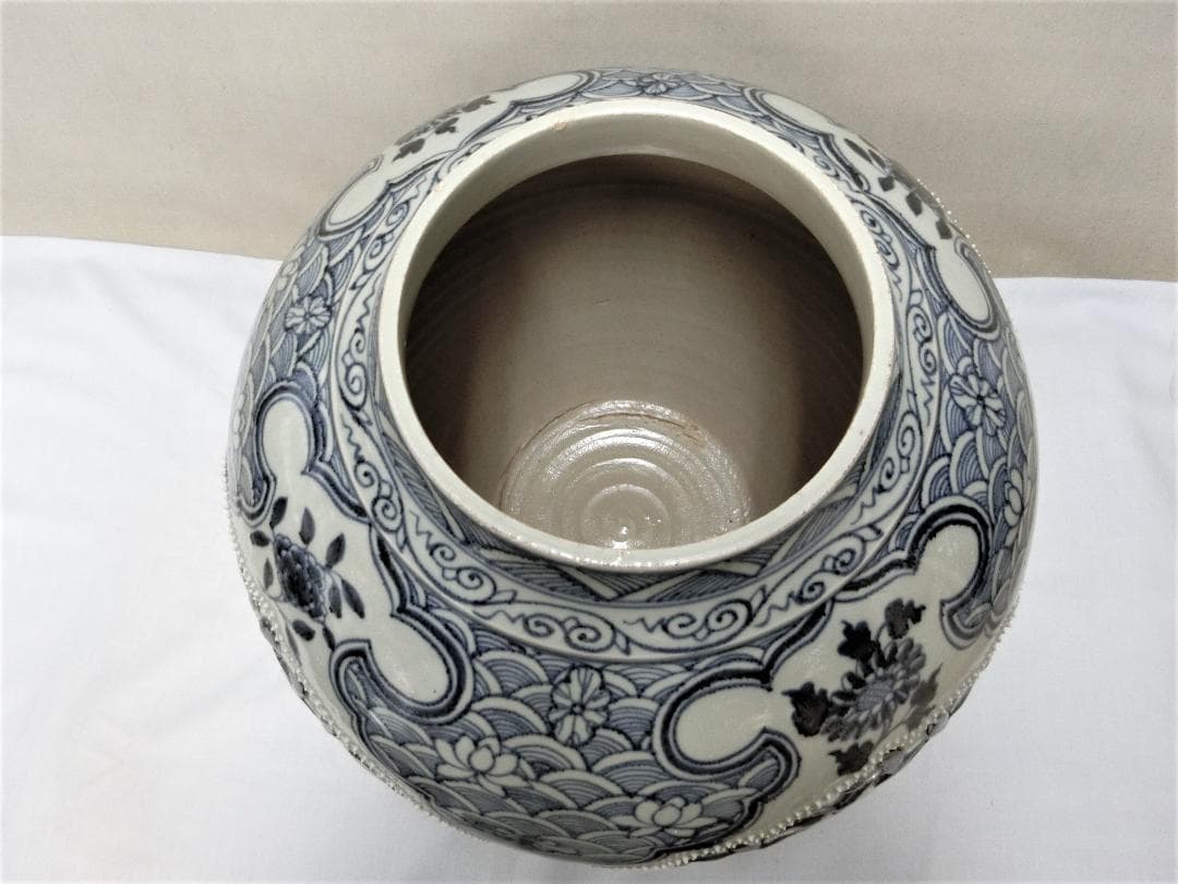 見栄え！！【中国陶磁器　大壷　鑑賞　美術品　辰砂染付花実文　高盛細工】◆古董