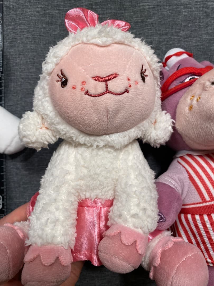 Disneyディズニー ドックはおもちゃドクター ぬいぐるみ4体セット