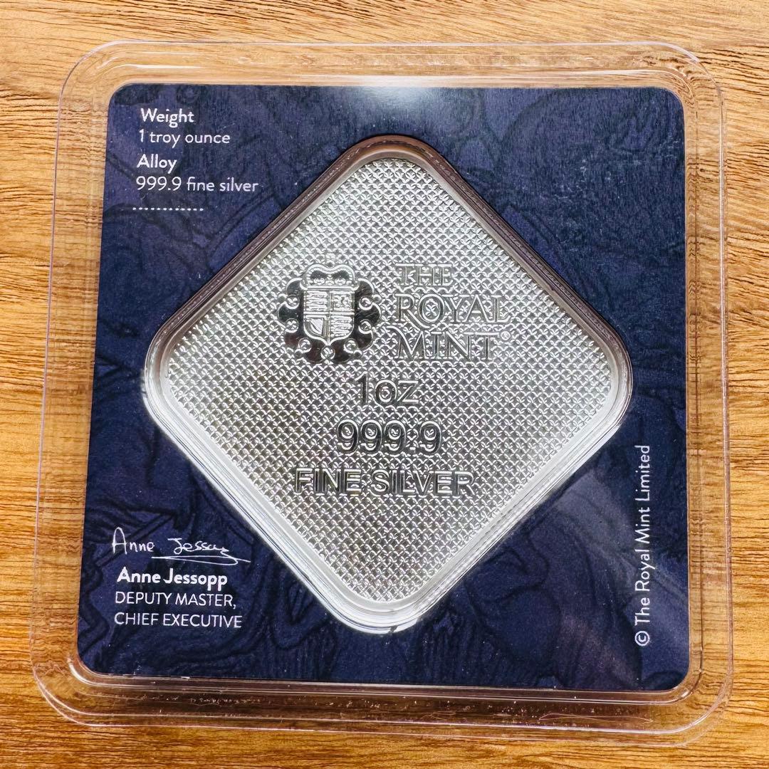 （限定版）クイーンズビースト　コンプリーター　1オンス